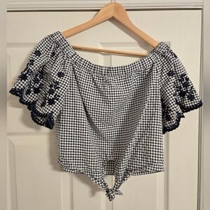 Forever 21 crop top blue and white gingham off the shoulder size large